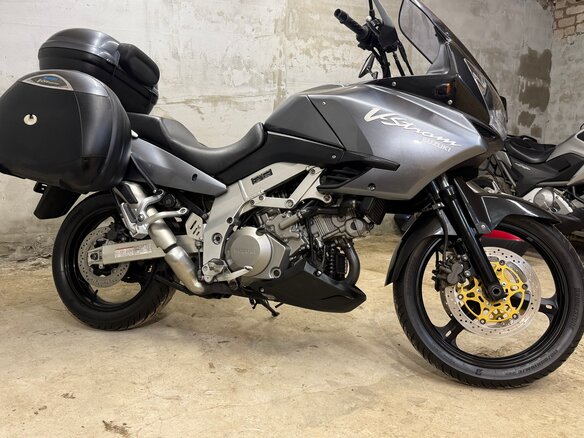 2002 Suzuki V-Strom 1000, серый, 450000 рублей - вид 1