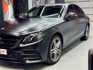 2018 Mercedes-Benz E-Класс 200 V (W213, S213, C238), чёрный, 3100000 рублей, вид 1