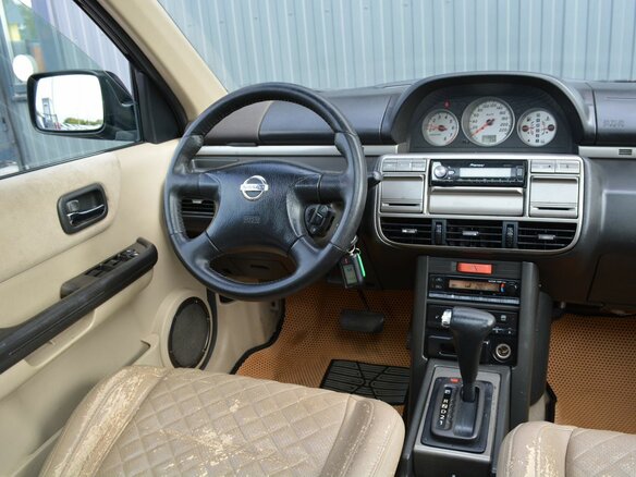 2002 Nissan X-Trail I, чёрный - вид 7