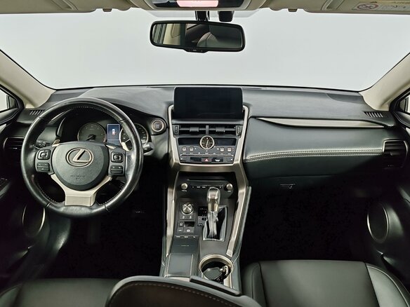2019 Lexus NX 200 I Рестайлинг, серый, 3549000 рублей - вид 19