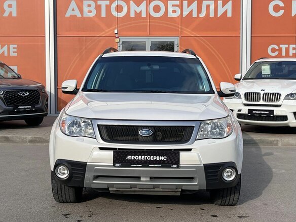 2012 Subaru Forester III Рестайлинг, белый, 1094000 рублей - вид 1