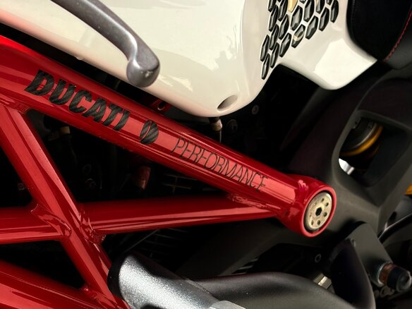 2010 Ducati Monster 796, белый, 555000 рублей - вид 20