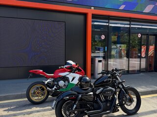 2011 Harley-Davidson Sportster 1200, чёрный, 900000 рублей, вид 1