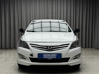 2015 Hyundai Solaris I Рестайлинг, белый, 599000 рублей, вид 2