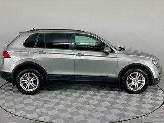 2020 Volkswagen Tiguan II, серый, 2090000 рублей, вид 5