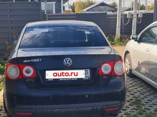 2008 Volkswagen Jetta V, чёрный, 340000 рублей, вид 3