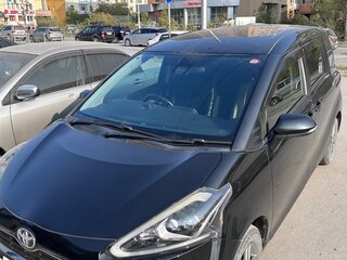 2016 Toyota Sienta II, чёрный, 1400000 рублей, вид 1