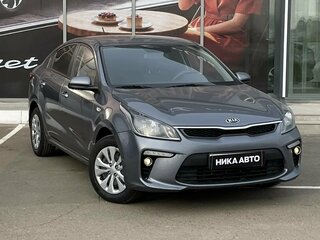 2018 Kia Rio IV, серый, 990000 рублей, вид 4
