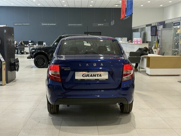2026 Lada (ВАЗ) Granta I Рестайлинг, белый, 1285000 рублей - вид 3