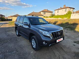 2015 Toyota Land Cruiser Prado 6-speed 150 Series Рестайлинг 1, серый, 3200000 рублей, вид 3