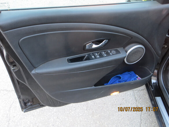 2012 Renault Fluence I, чёрный, 1200001 рублей - вид 9