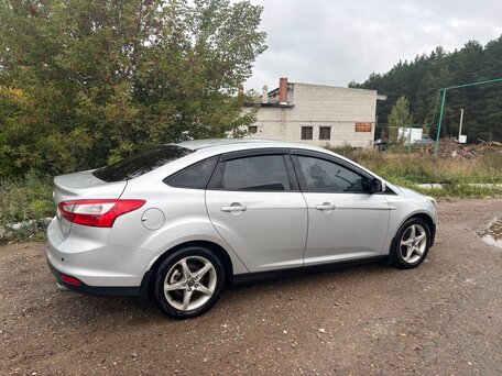 2012 Ford Focus III, серебристый, 590000 рублей, вид 2