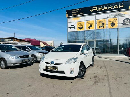 Toyota Prius III (XW30)