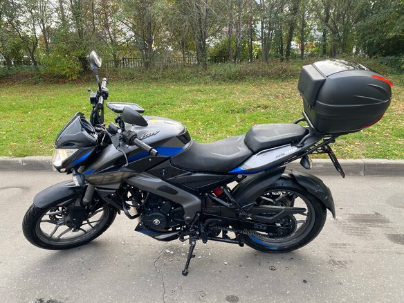 2024 Bajaj Pulsar NS 200, серый, 260000 рублей - вид 1