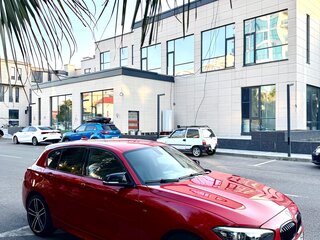 2018 BMW 1 серии 118i II (F20/F21) Рестайлинг 2, красный, 1950000 рублей, вид 5