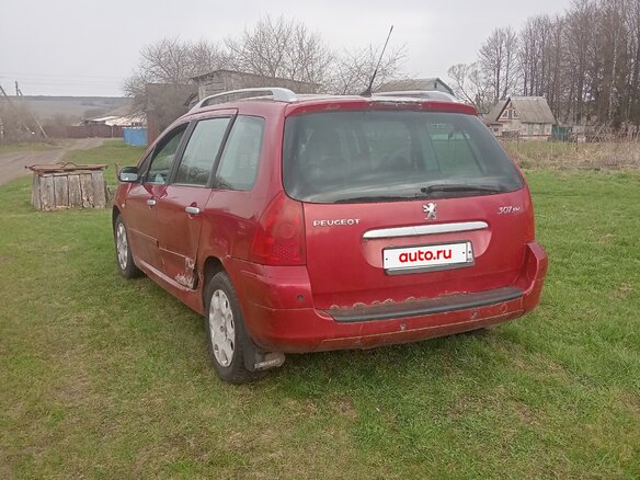 2007 Peugeot 307 I Рестайлинг, красный, 300000 рублей - вид 5
