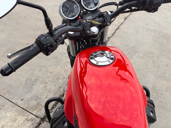2014 Moto Guzzi V 7, красный, 580000 рублей - вид 3