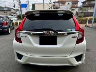 2019 Honda Fit III Рестайлинг, белый, 874000 рублей, вид 5