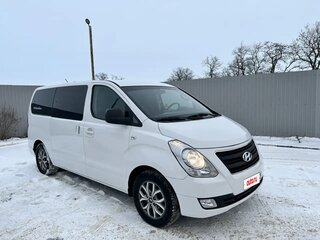2016 Hyundai H-1 II Рестайлинг, белый, 2200000 рублей, вид 3