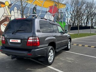 2004 Toyota Land Cruiser 100 Series Рестайлинг 1, серый, 2480000 рублей, вид 5