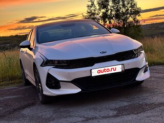 2020 Kia K5 III, белый, 2650000 рублей, вид 4