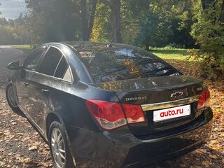2011 Chevrolet Cruze I, чёрный, 650000 рублей, вид 4