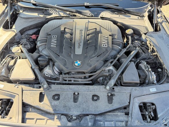 2016 BMW 5 серии 550i VI (F10/F11/F07) Рестайлинг, чёрный, 2699999 рублей - вид 17