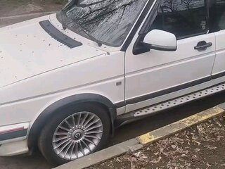 1985 Volkswagen Golf II, белый, 350000 рублей, вид 4