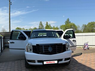 2010 Cadillac Escalade III, белый, 1850000 рублей, вид 3