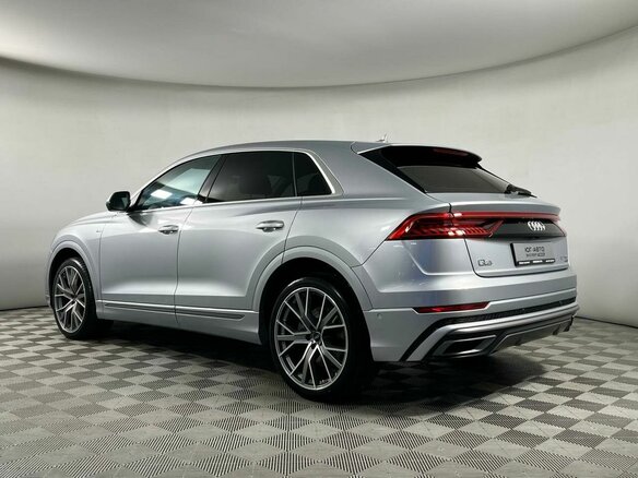 2019 Audi Q8 55 TFSI I (4M), серебристый - вид 5