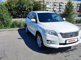 2011 Toyota RAV4 III (XA30) Рестайлинг, белый, 1600000 рублей, вид 3