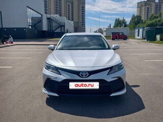 2022 Toyota Camry VIII (XV70) Рестайлинг, белый, 2895000 рублей, вид 2
