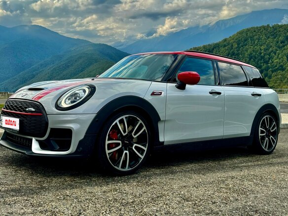 2020 Mini Clubman JCW John Cooper Works II Рестайлинг, серый, 3290000 рублей