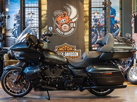 2026 Harley-Davidson Road Glide Limited, серый, 4950000 рублей, вид 2