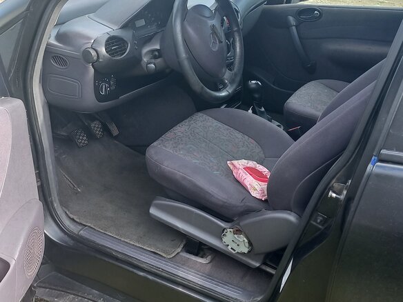 2000 Mercedes-Benz A-Класс 140 I (W168), чёрный, 220000 рублей - вид 1