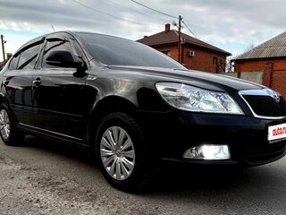 2010 Skoda Octavia II (A5) Рестайлинг, чёрный, 825000 рублей, вид 2