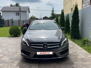 2014 Mercedes-Benz A-Класс 180 III (W176), серый, 1600000 рублей, вид 2