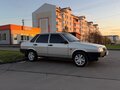 2004 Lada (ВАЗ) 21099, белый, 300000 рублей - вид 2