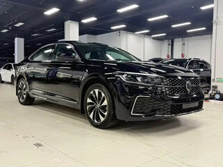 2023 Volkswagen Passat B8 Рестайлинг, чёрный, 2154000 рублей, вид 3