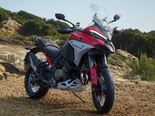 2026 Ducati Multistrada V4, красный, 3390000 рублей, вид 3