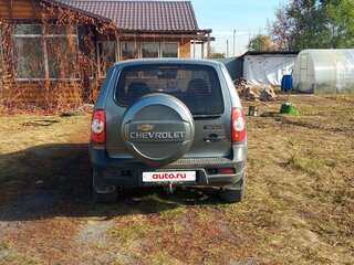 2011 Chevrolet Niva I Рестайлинг, серый, 480000 рублей, вид 3