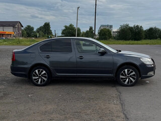 2012 Skoda Octavia II (A5) Рестайлинг, серый, 675000 рублей, вид 2