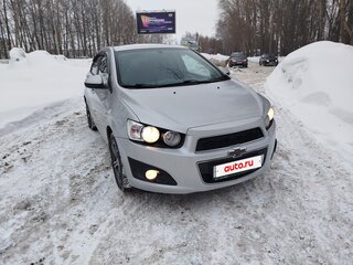 2013 Chevrolet Aveo II, серебристый, 615000 рублей, вид 5