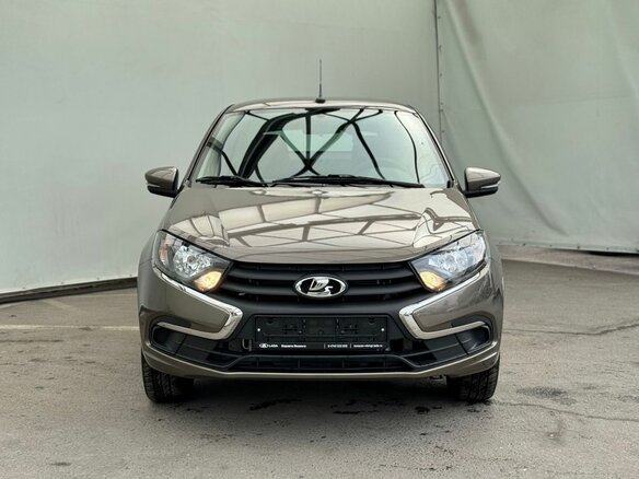 2026 Lada (ВАЗ) Granta I Рестайлинг, коричневый, 1155000 рублей - вид 2
