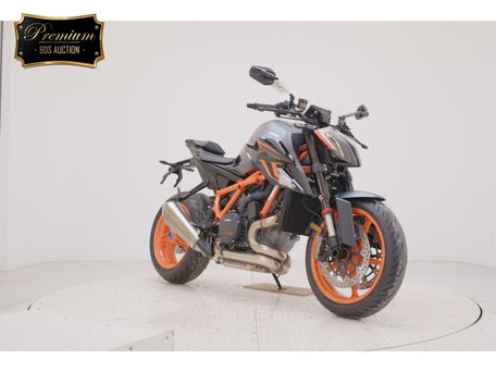 2021 KTM 1290 Super Duke R, чёрный, 1300000 рублей, вид 3