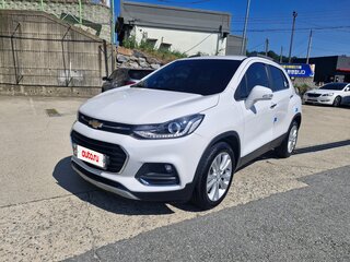 2017 Chevrolet Trax I Рестайлинг, белый, 1200000 рублей, вид 1