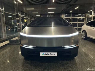 Tesla Cybertruck All-wheel Drive