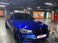 2019 BMW 5 серии 530d xDrive VII (G30/G31/G38), синий, 3750000 рублей - вид 5