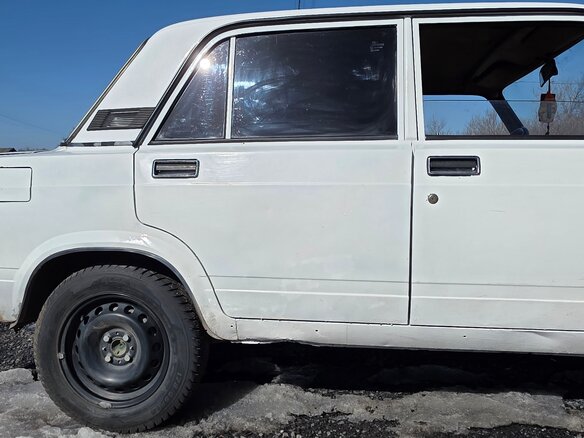 1997 Lada (ВАЗ) 2105, белый, 95000 рублей - вид 17
