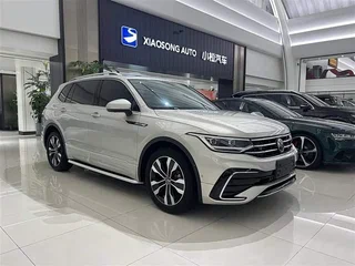 2023 Volkswagen Tiguan L II Рестайлинг (China Market), серый, 2480000 рублей, вид 1